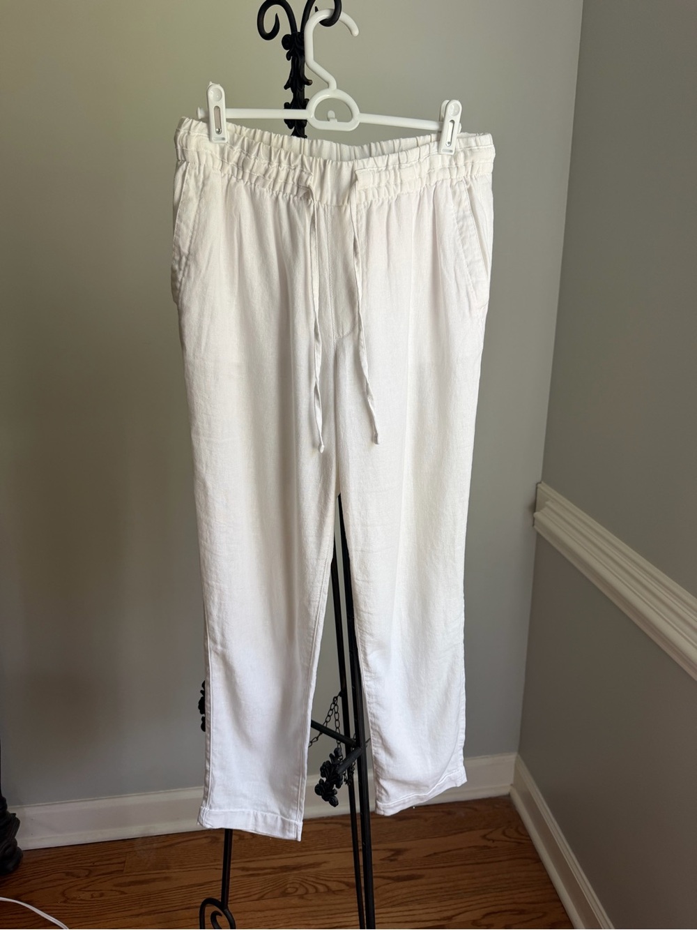 Women’s  White Drawstring Casual Pants